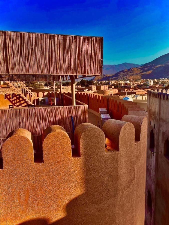 Jawharat Alaqar Inn نزل جوهرة العقر 尼兹瓦 外观 照片