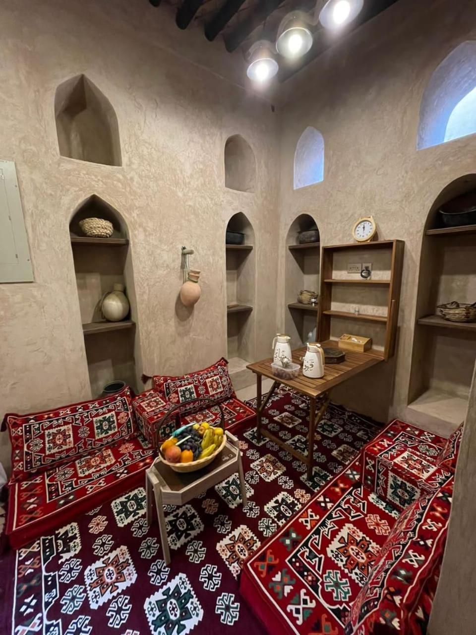 Jawharat Alaqar Inn نزل جوهرة العقر 尼兹瓦 外观 照片